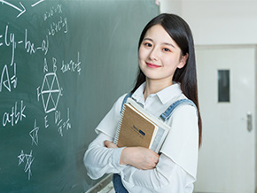 課程設(shè)置完善