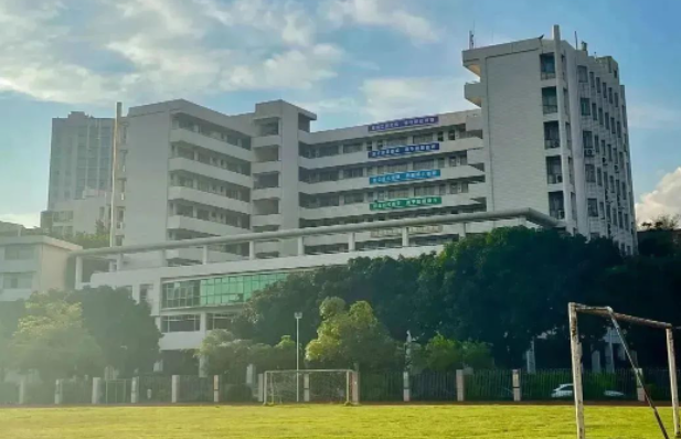 廣州新增的雅思機(jī)考考點(diǎn)正式落戶廣東輕工職業(yè)技術(shù)學(xué)院!