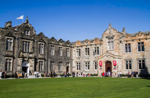 英國院校之間的“鄙視鏈”!附英國熱門院校雅思成績要求!