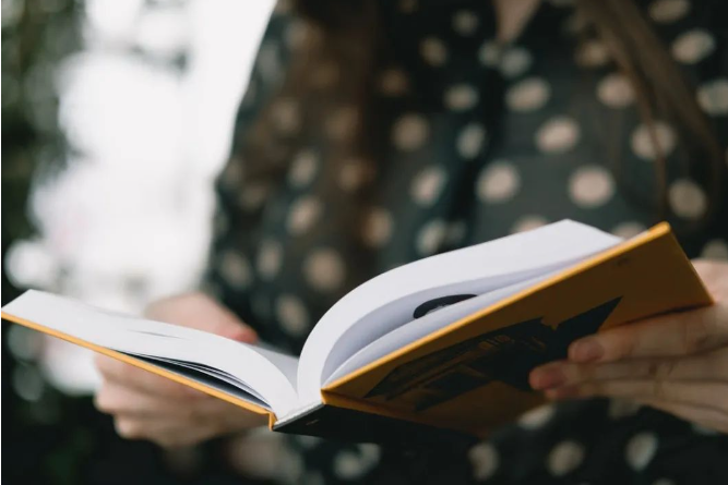 涨分利器！托福写作8个高分副词惊艳考官